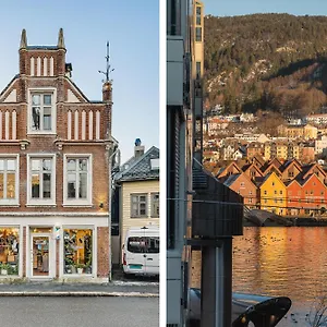Live In Historic Building - View To Bryggen , Bergen Norway
